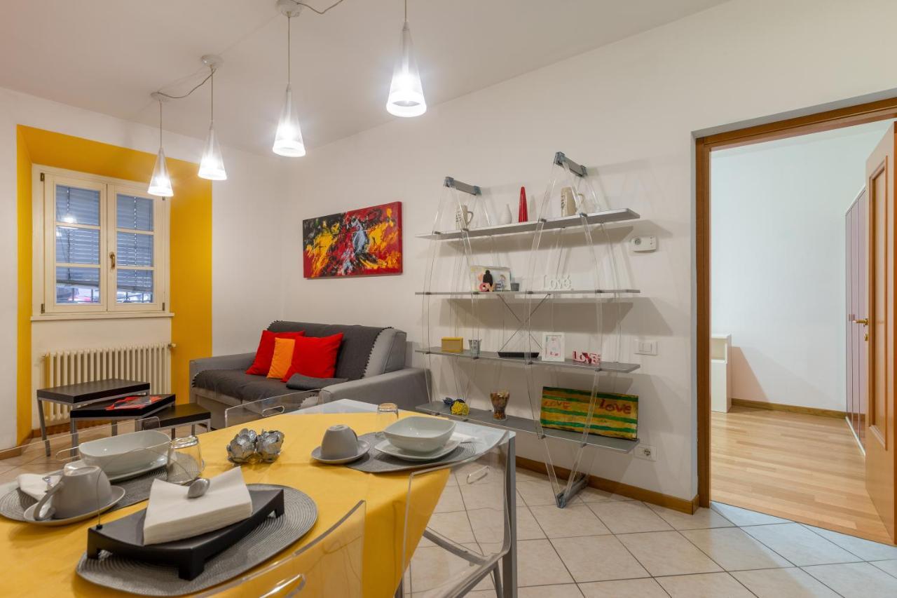 Casa Vacanze Penelope In Centro Storico Trieste Extérieur photo